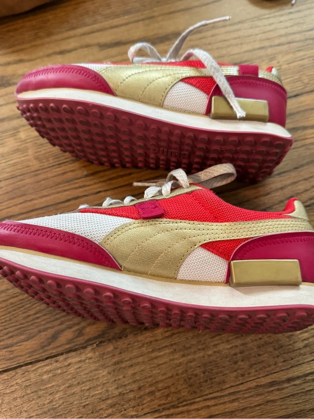 Puma Kids Red & Gold Low-Top Sneakers
